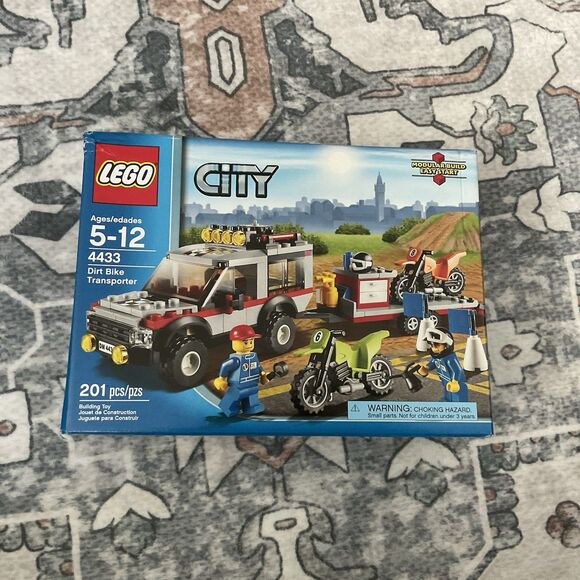 LEGO CITY: Dirt Bike Transporter (4433) Retired Sealed New - Picture 7 of 8